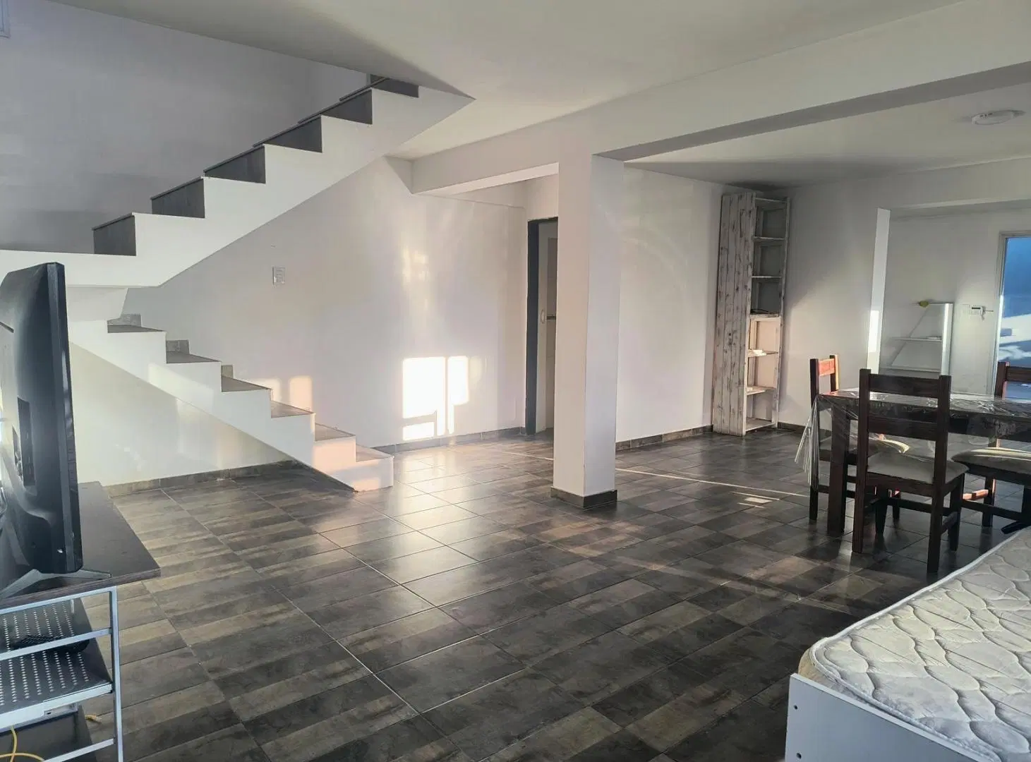 En Alquiler Excelente Duplex de 3 Dormitorios en Plottier 5