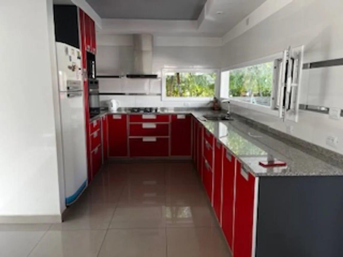 Foto de Casa en Plottier, imagen 1