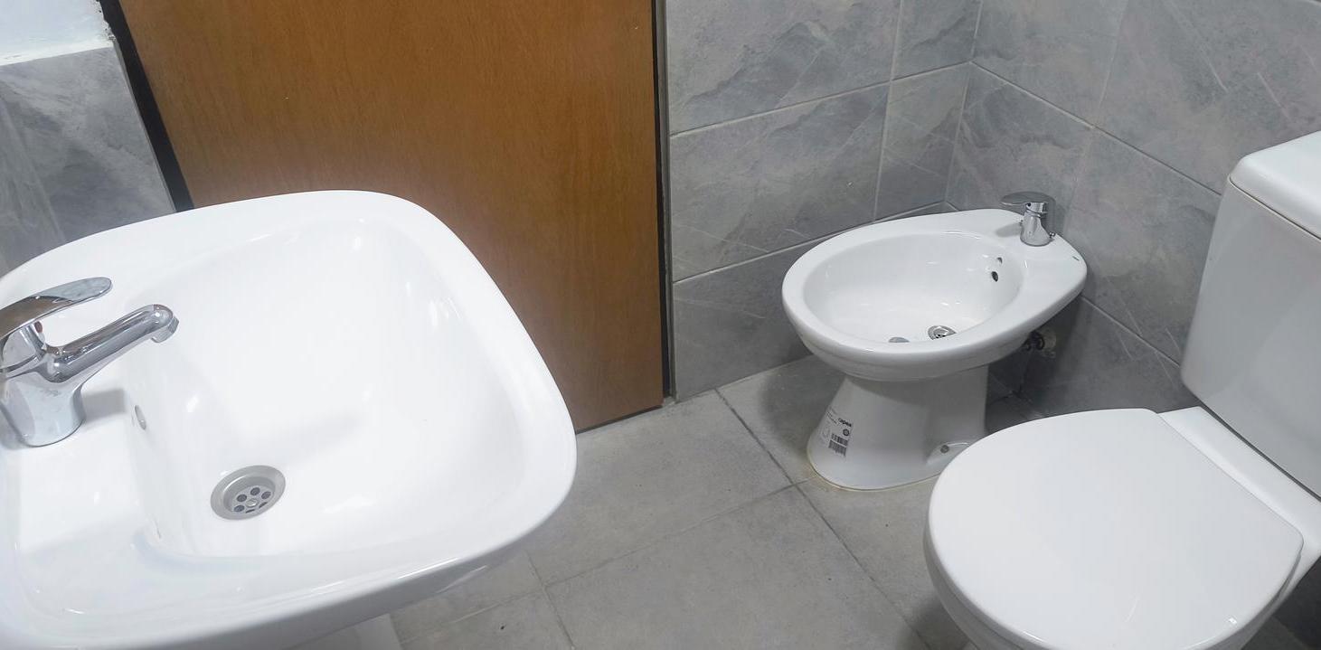Foto de Departamento en alquiler de un dormitorio con cochera plottier neuquen, imagen 2