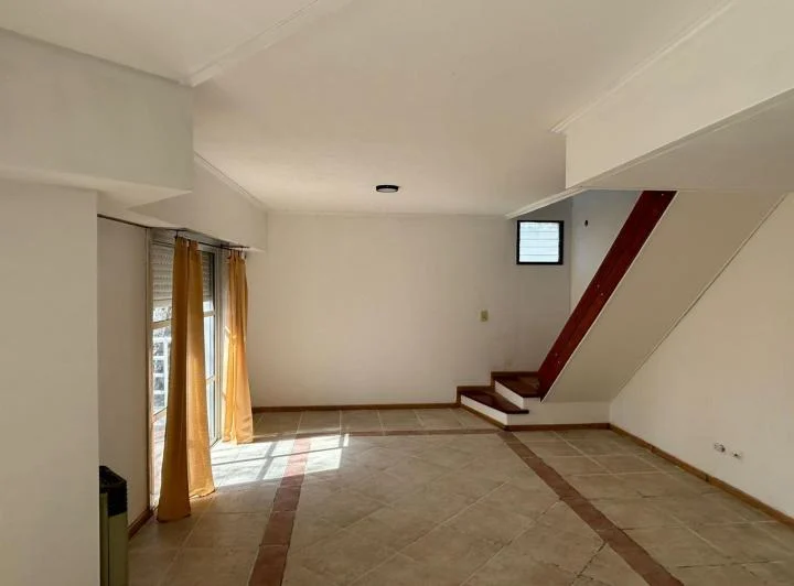 Departamento de 3 Ambientes tipo Duplex en Quilmes Centro 3