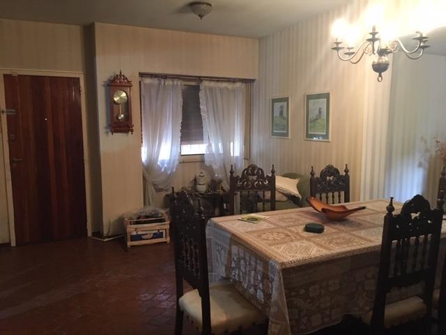 Foto de Casa de 3 ambientes con cochera y depto al fondo en venta en Quilmes, imagen 3