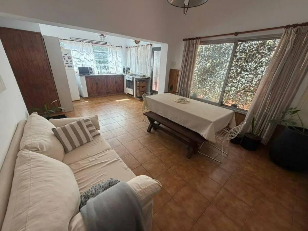 Casa en venta de 3 Ambientes con garage en Bernal Centro 4