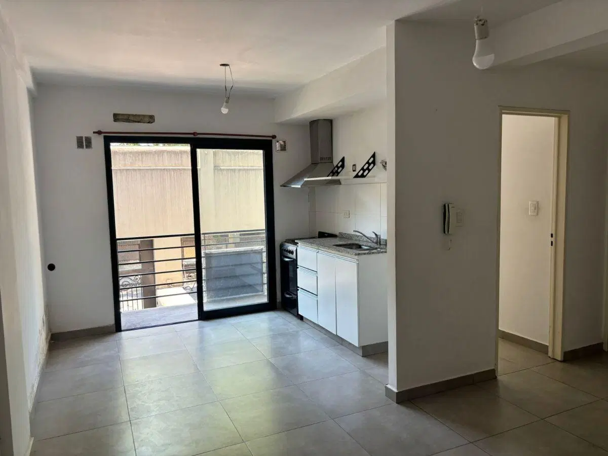 Departamento en venta de 2 Ambientes en Quilmes, Oportunidad 2