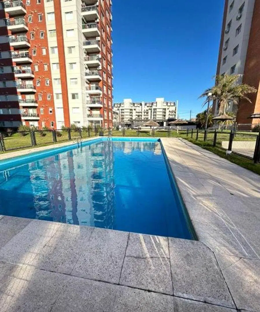 Departamento en venta de 3 ambientes con cochera en subsuelo en las Torres de Fierro, Apto crédito!! 5
