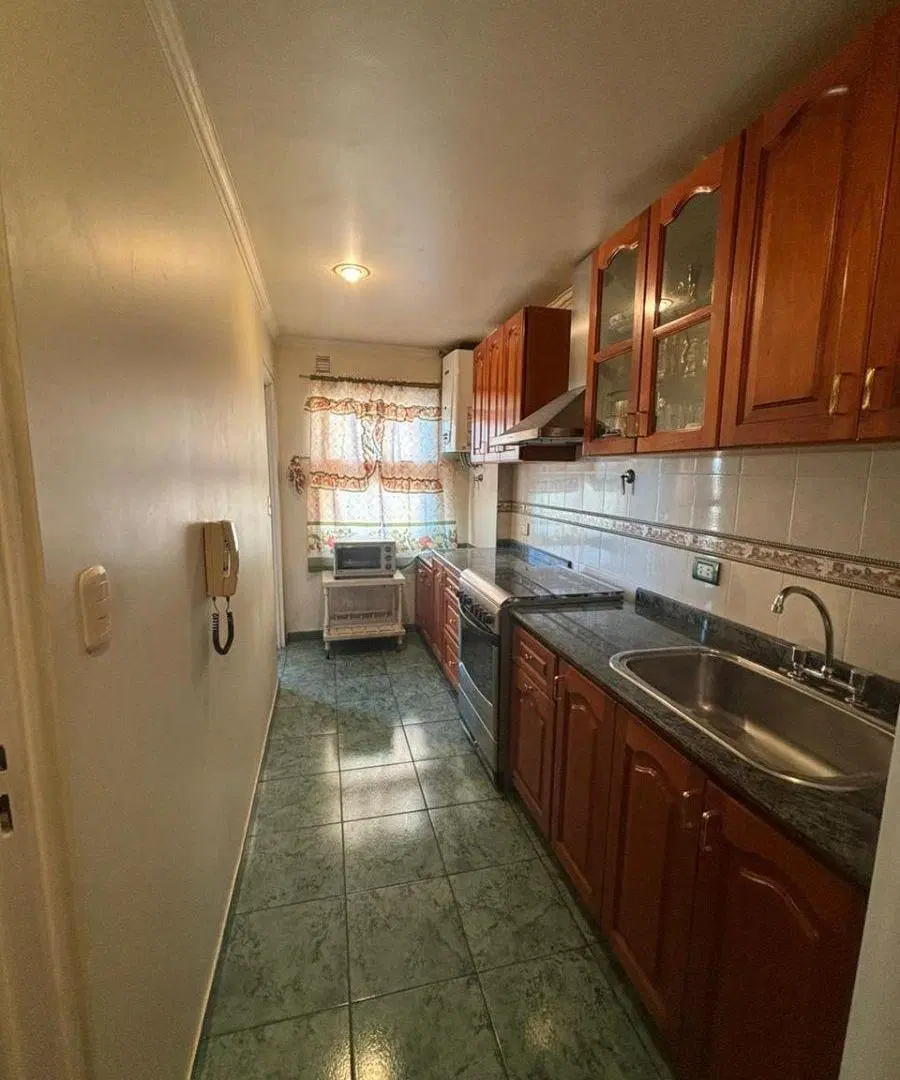 Departamento en venta de 3 ambientes con cochera en subsuelo en las Torres de Fierro, Apto crédito!! 2