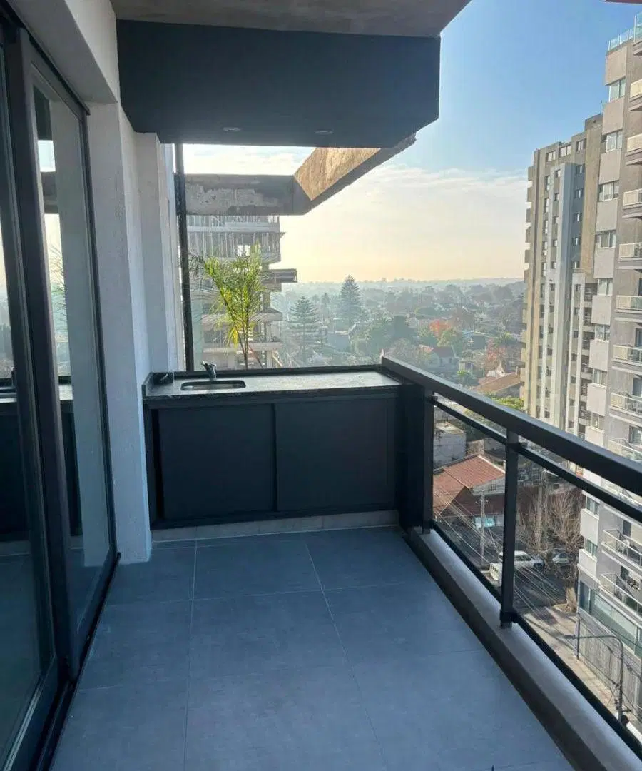 Departamento en alquiler de 2 Ambientes a estrenar con cochera en Quilmes Centro 2