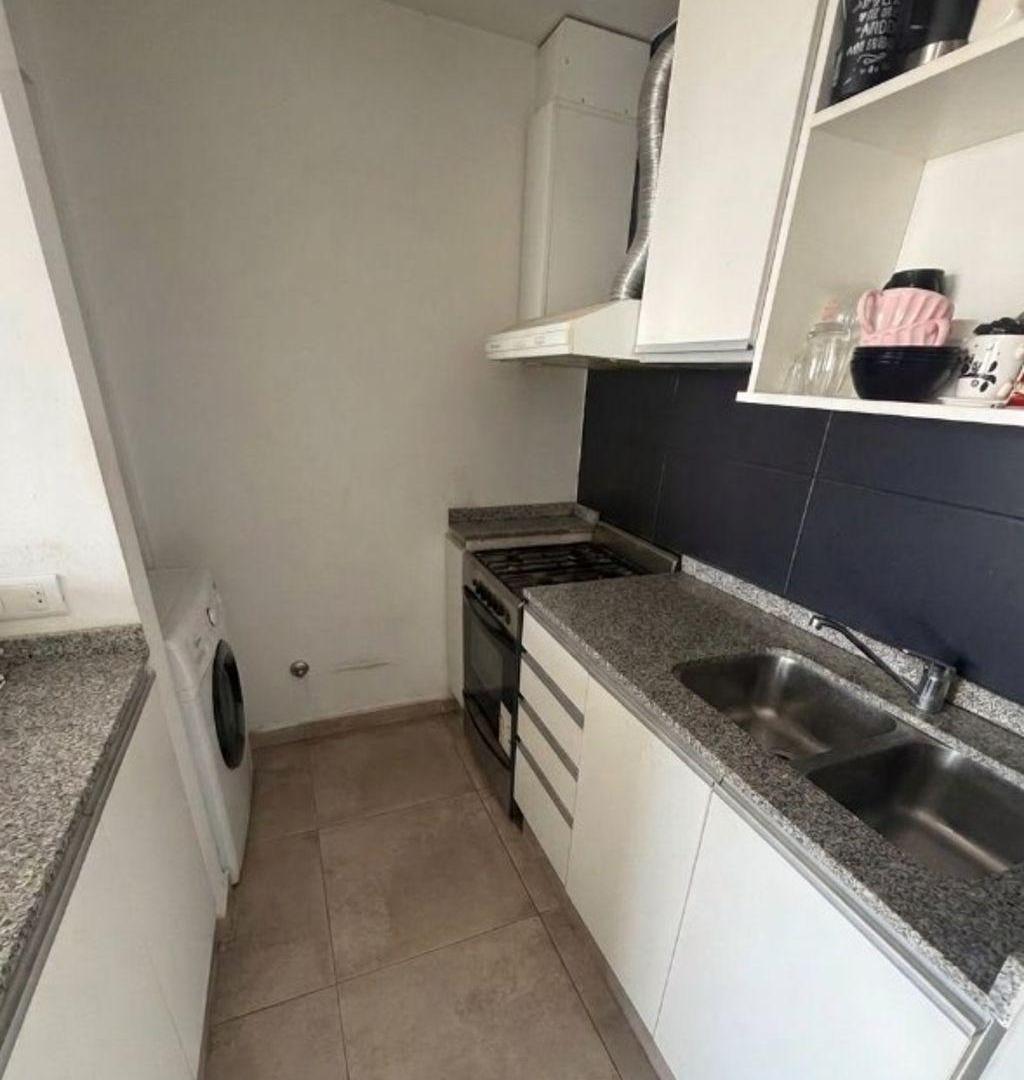 Foto de Departamento en venta de 2 Ambientes con cochera en Quilmes Centro, imagen 3