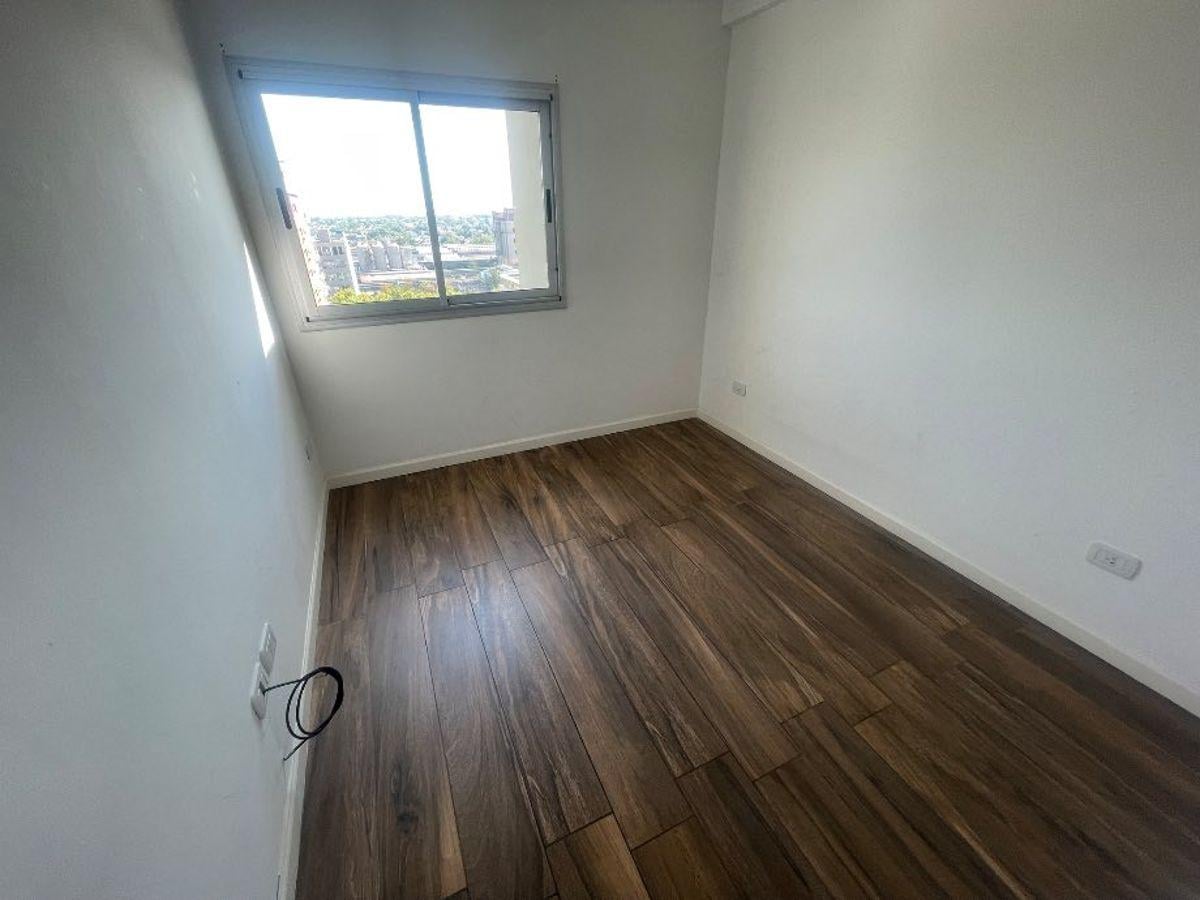 Foto de Departamento en Alquiler de 3 ambientes con terraza propia en Quilmes, imagen 3