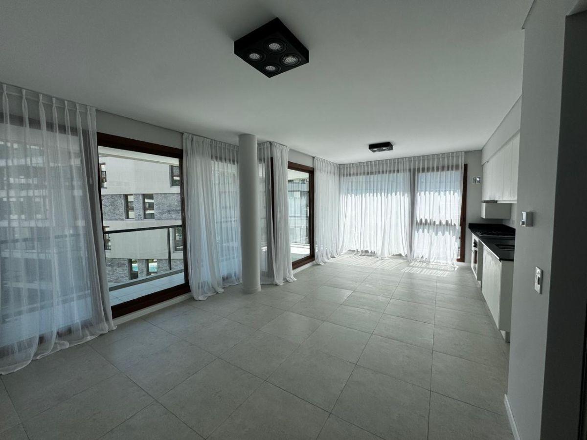 Foto de Departamento en Venta o Alquiler de 4 ambientes con cochera en el Nuevo, imagen 2