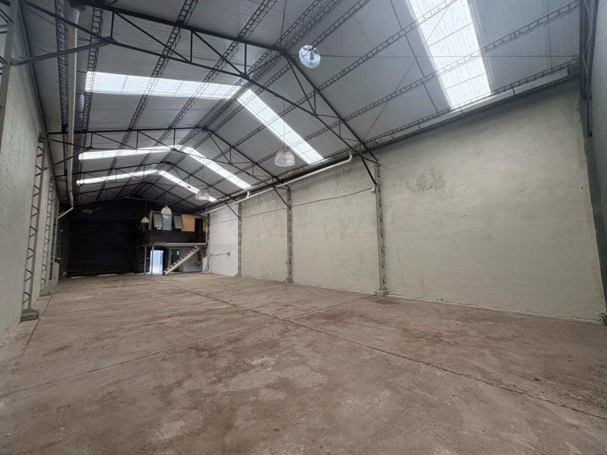 Foto de Galpón en alquiler de 430m² sobre Camino Gral. Belgrano, Berazategui, imagen 4