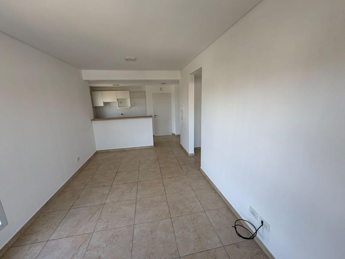 Foto de Hermoso Departamento en Alquiler de 2 Ambientes con cochera en el, imagen 4