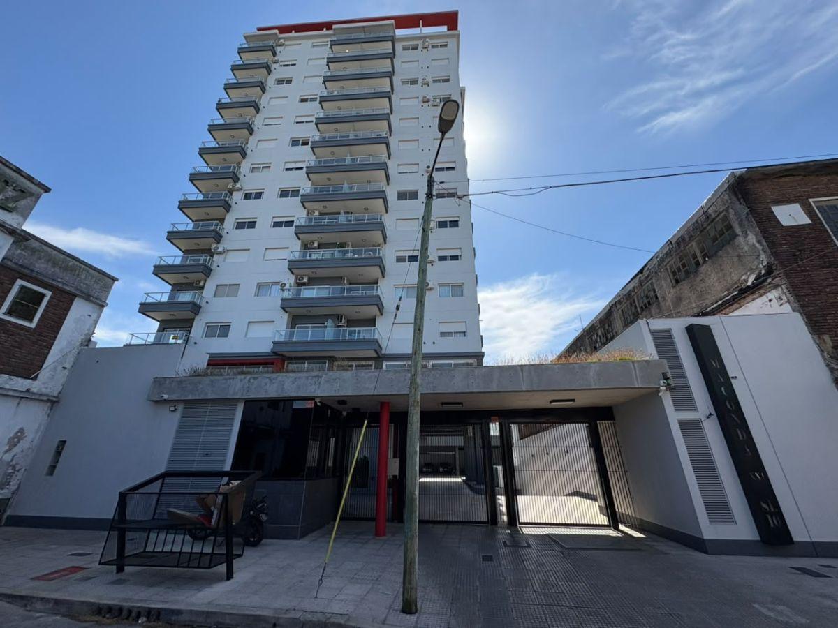 Foto de Hermoso Departamento en Alquiler de 2 Ambientes con cochera en el, imagen 1