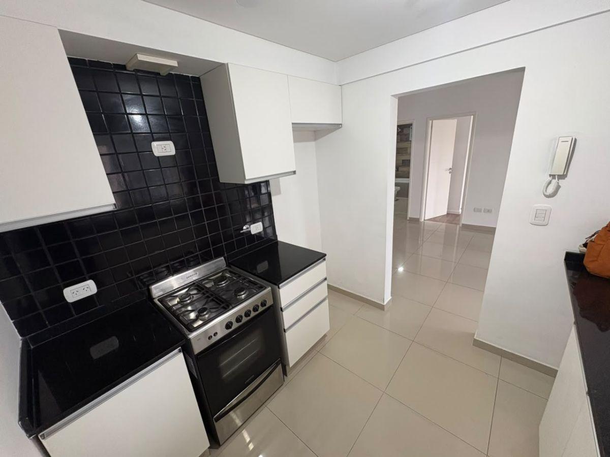 Foto de Departamento en venta de 2 ambientes con cochera en Quilmes Centro, imagen 3