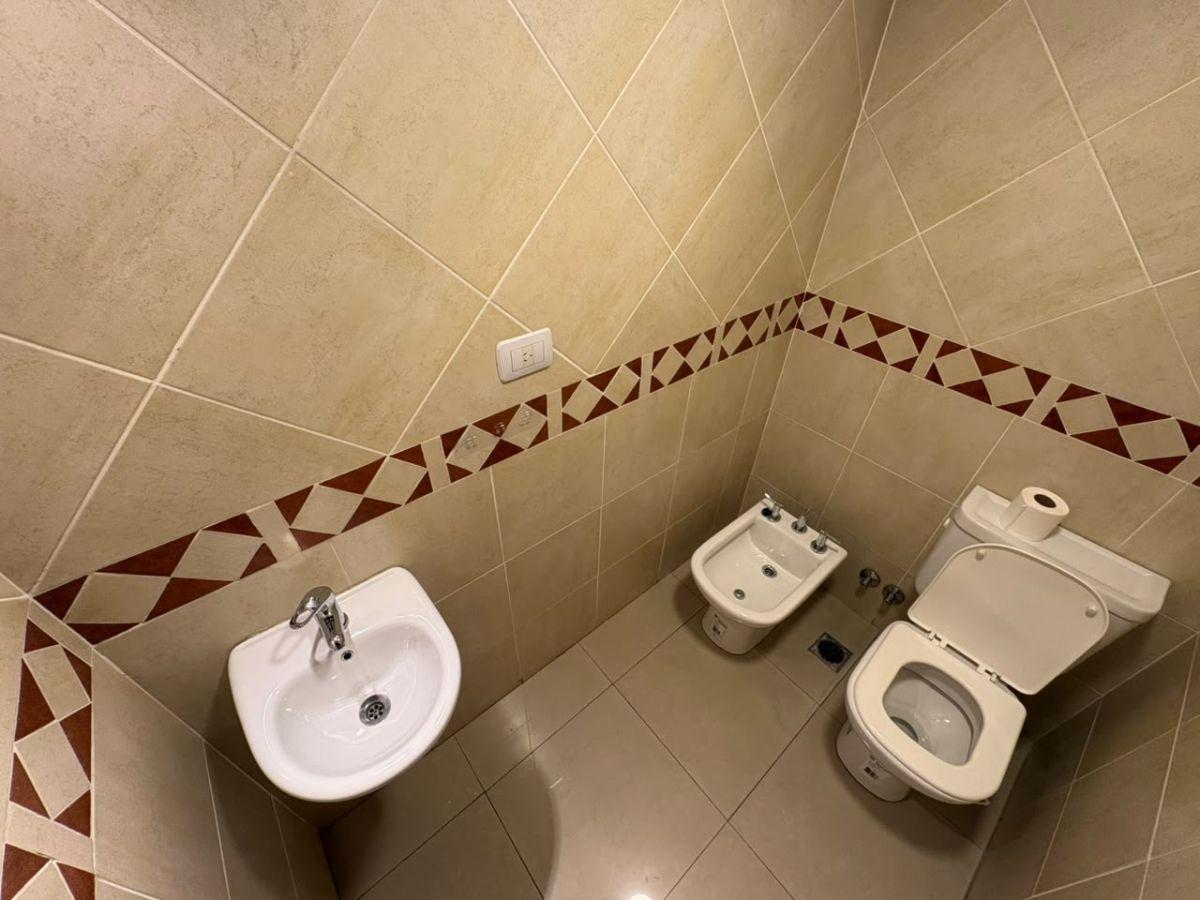 Foto de Departamento en Alquiler de 2 Ambientes con cochera en pleno corazón de, imagen 2