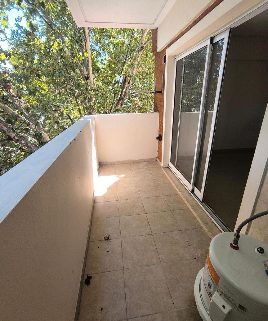 Foto de Departamento en venta en Villa Devoto con balcon, imagen 2