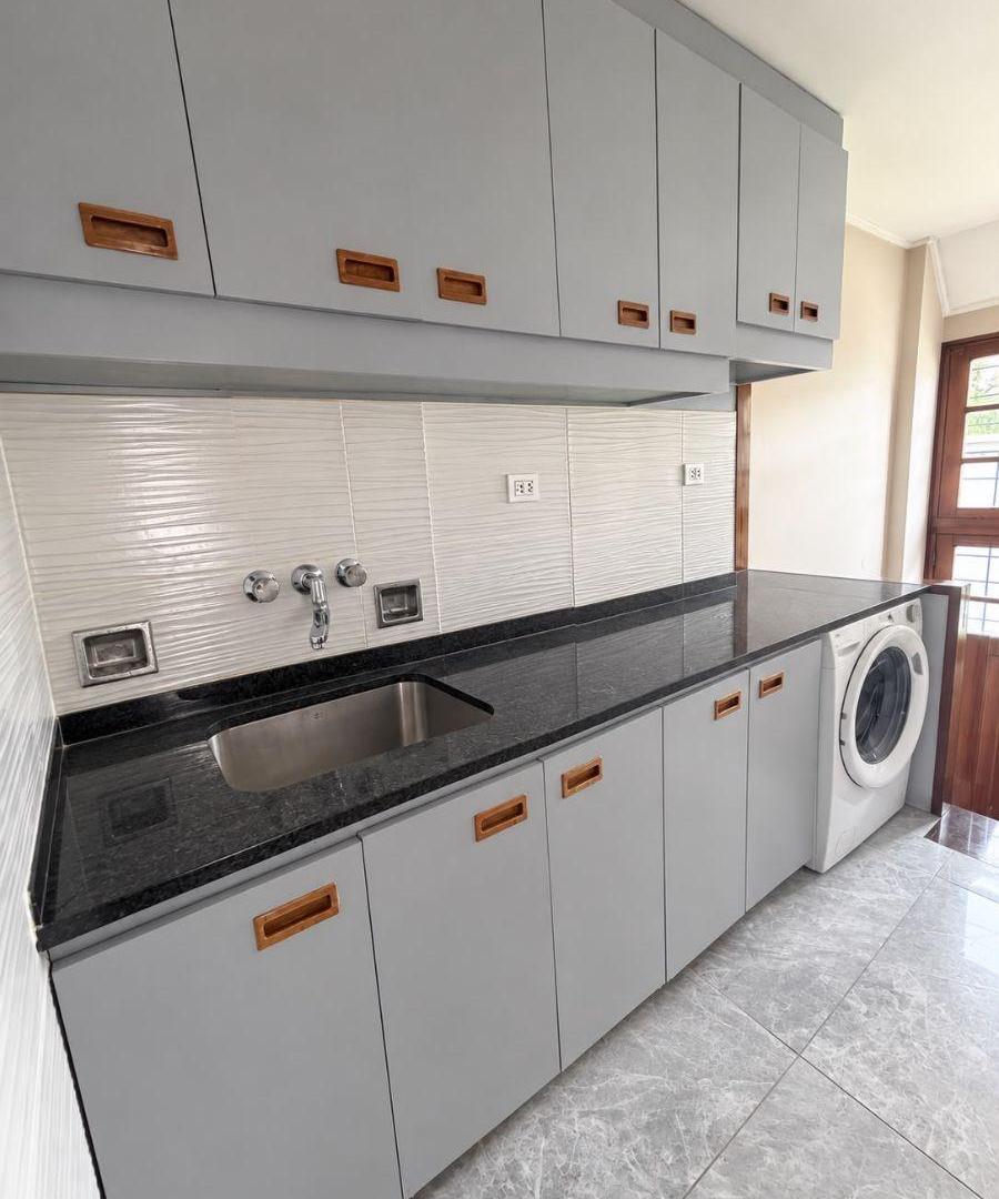 Foto de Casa de 550 m² con 6 habitaciones en venta en Villa Devoto, imagen 2