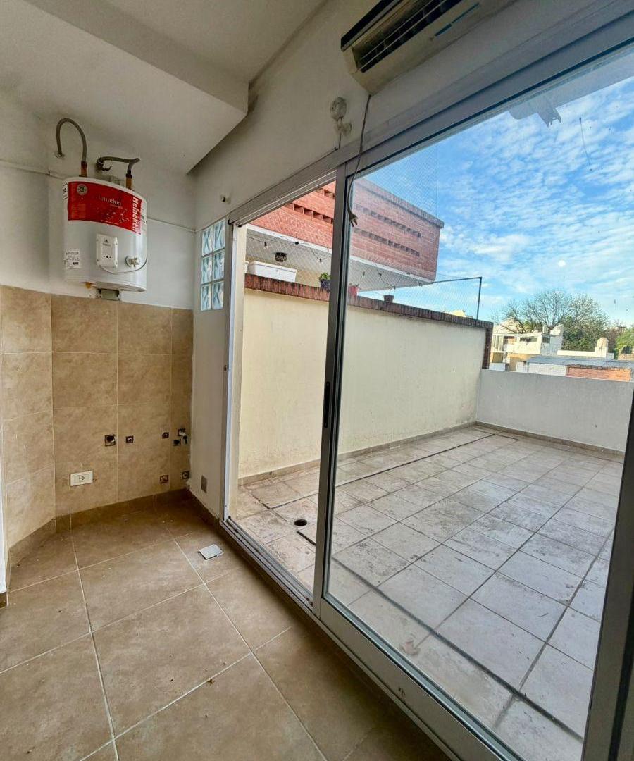 Foto de Departamento de 40 m² con balcon aterrazado de 1 ambiente en venta en, imagen 5