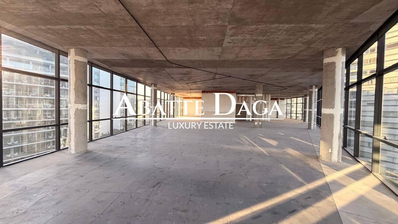 Alquiler oficina en Edificio Esmeralda, Complejo Zencity