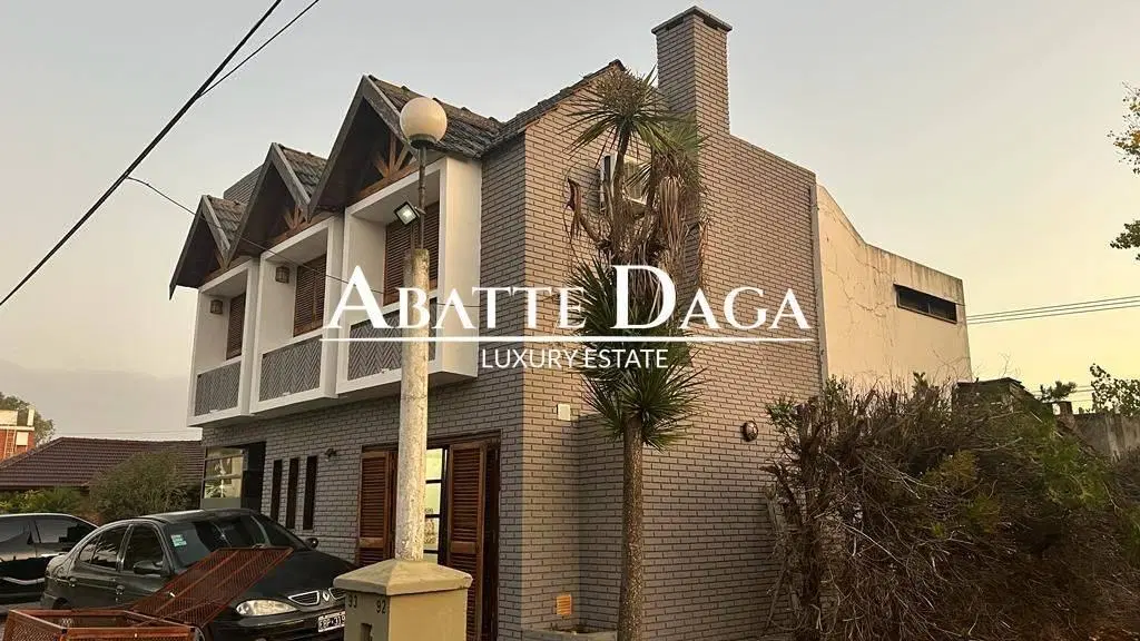 Canning- Amplio Chalet De 5 Ambientes En Venado 1 5