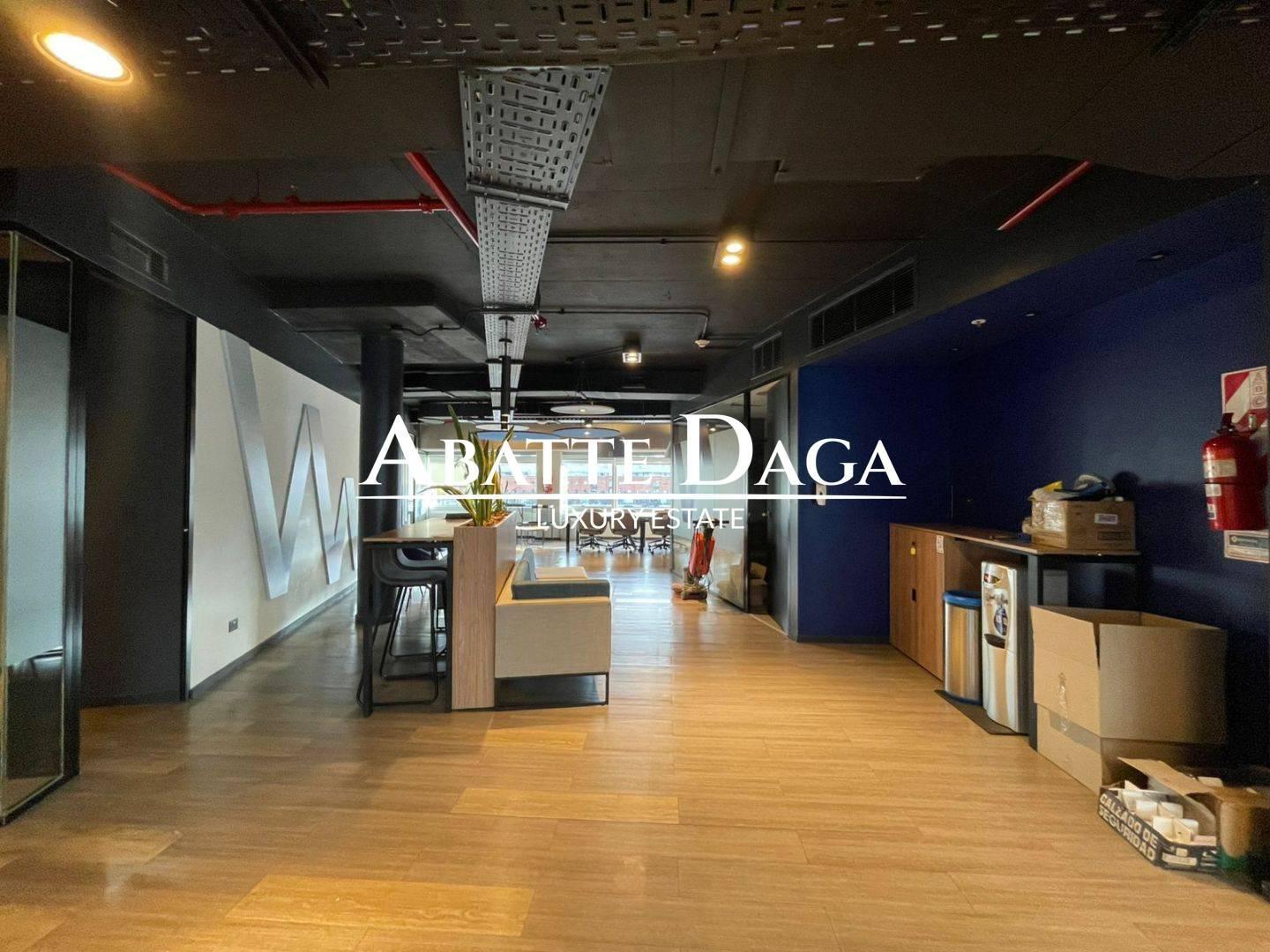 Foto de Alquiler · Oficina de 333 m² equipada con vista al dique · Puerto Madero, imagen 5