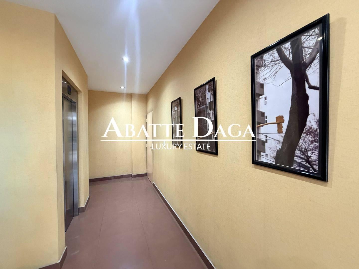 Foto de Venta de Departamento 3 Ambientes con Dependencia de Servicio y, imagen 2