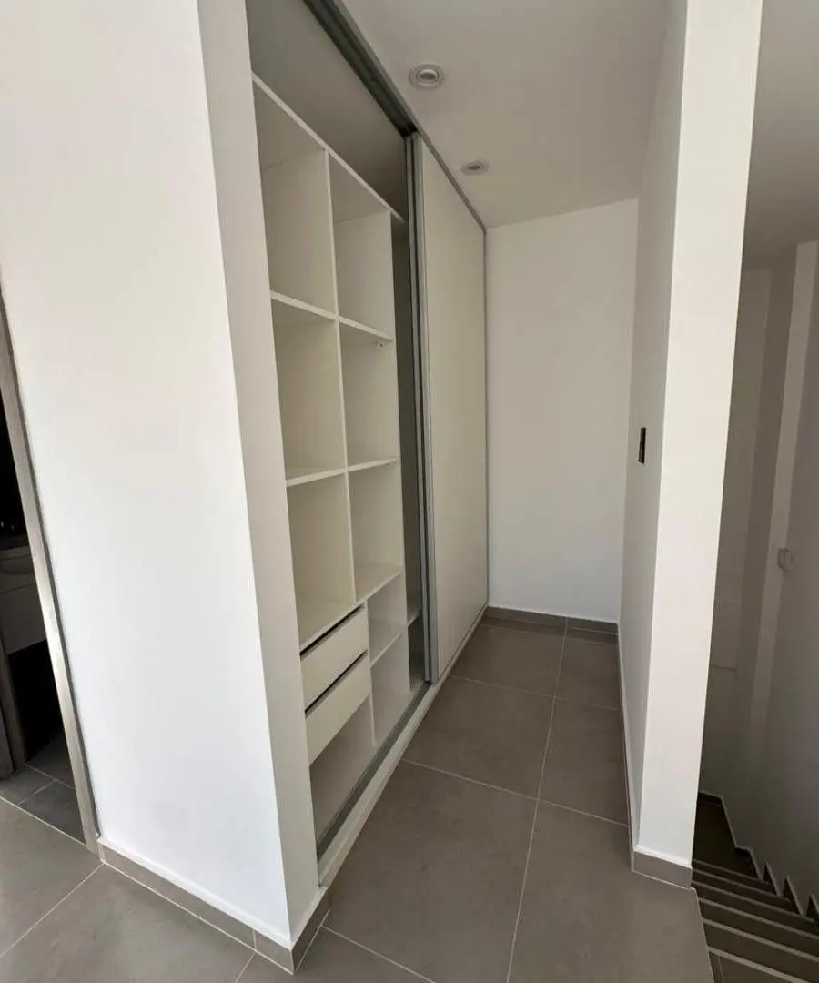 ALQUILER DUPLEX GRAN VISTA A ESTRENAR ** 1 DOR** ALBERDI 5