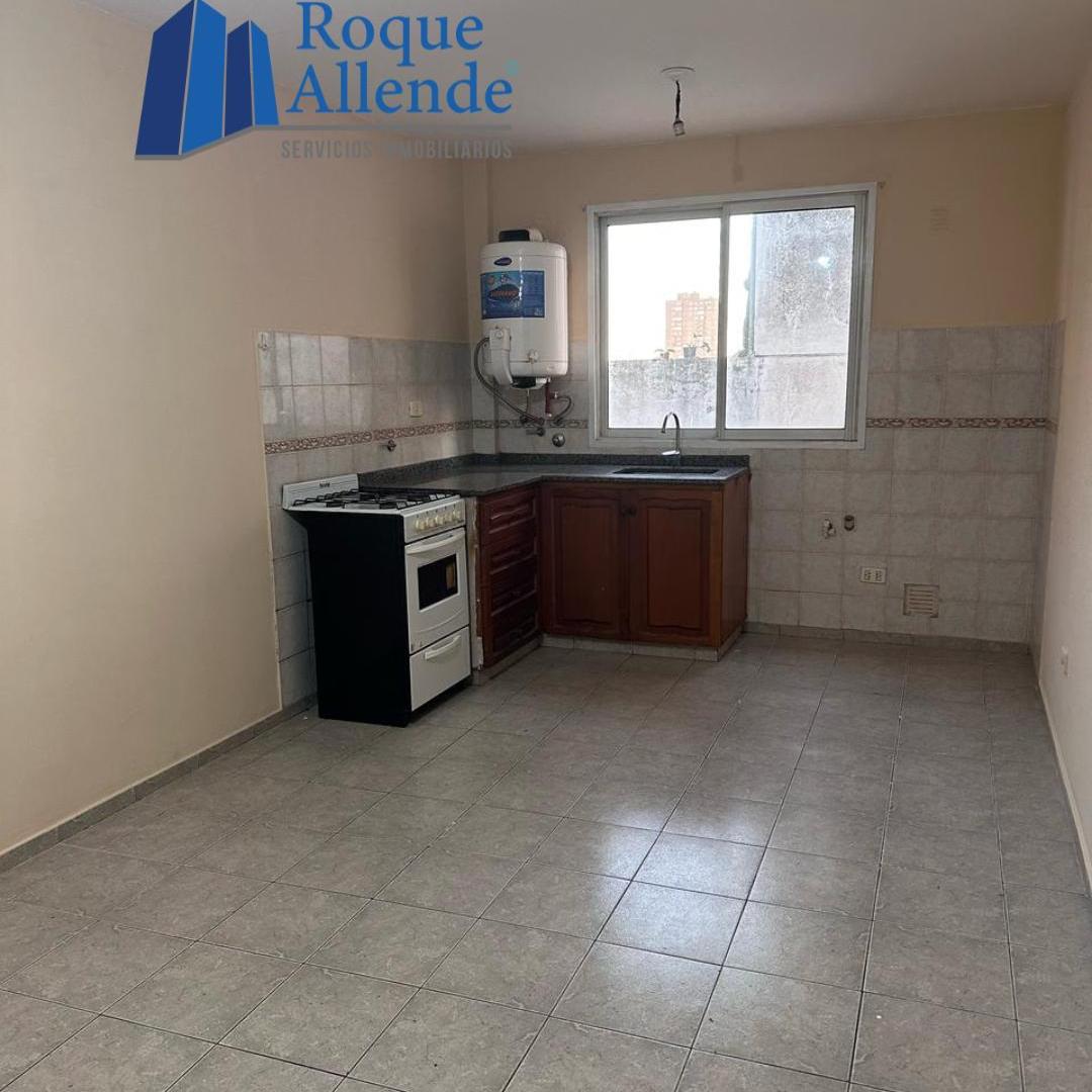 Foto de DEPARTAMENTO EN ALQUILER 1 DORMITORIO DEAN FUNES AL 1900 ALBERDI MUY, imagen 5