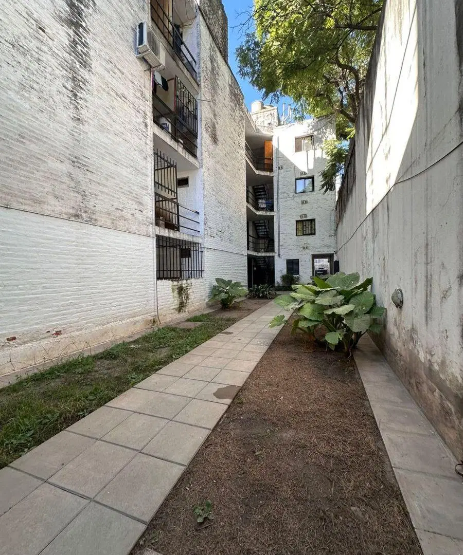 ALQUILER CALLE BELGRANO AL 800 BARRIO GUEMES ** 1 DOR ** 5