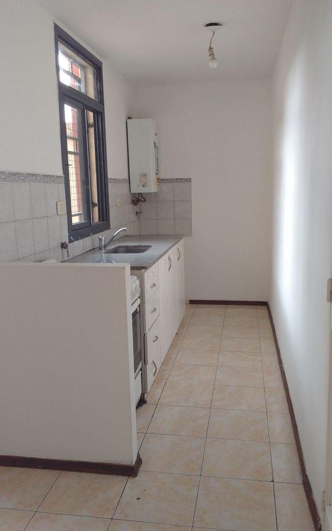 Foto de DEPARTAMENTO EN ALQUILER DE 2 DORMITORIOS CENTRO ILUMINOSO, imagen 4