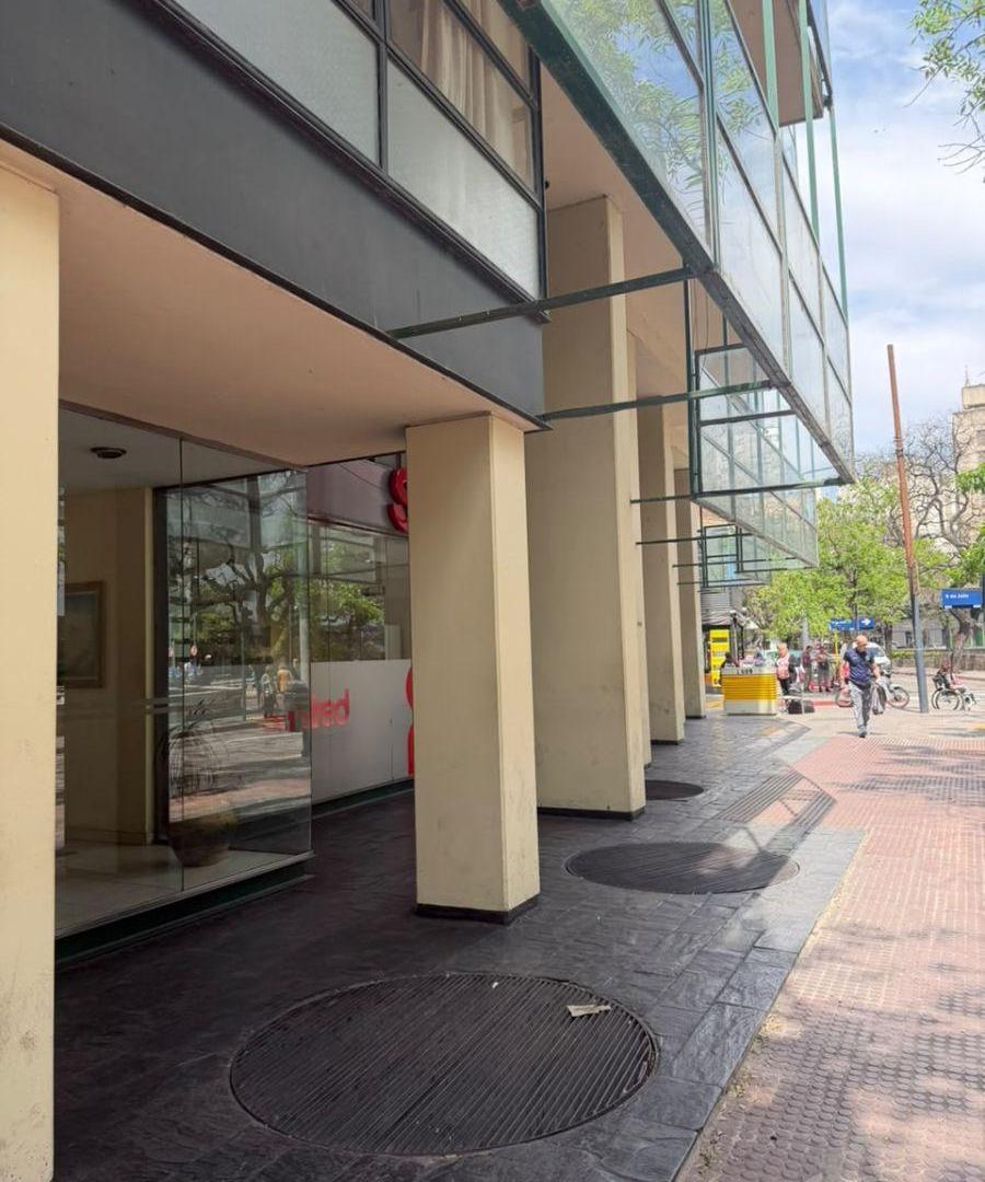 Foto de COCHERA EN VENTA SOBRE FIGUEROA ALCORTA, imagen 5