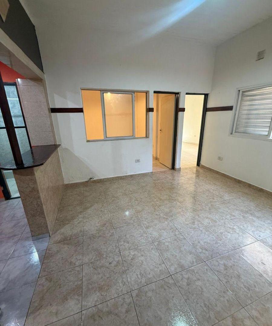 ALQUILER PH 3 AMBIENTES CON PATIO