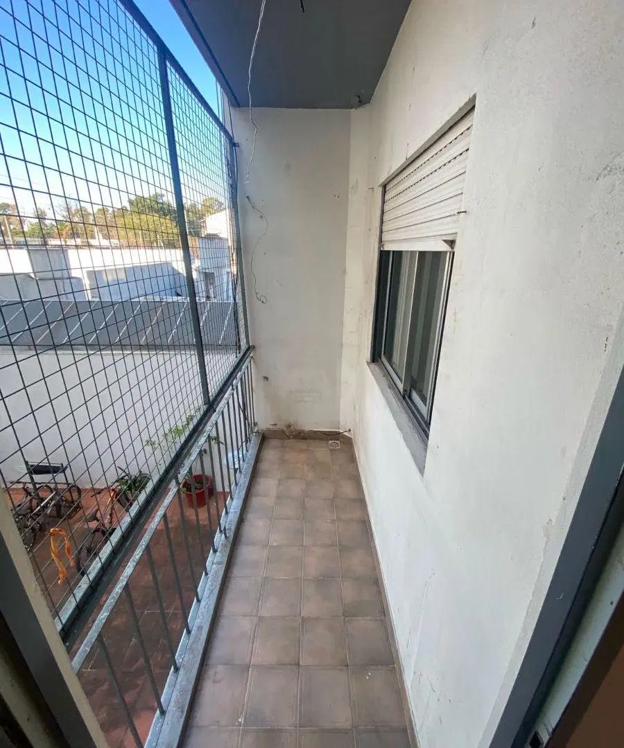 ALQUILER DEPARTAMENTO 3 AMBIENTES CON COCHERA Y BALCON 4