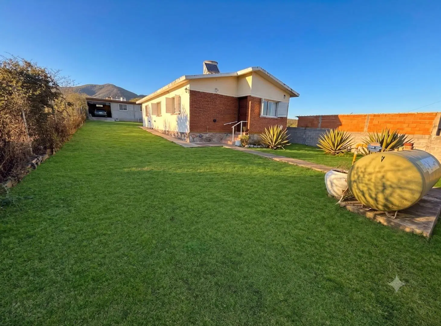 Casa de 2 dormitorios con amplio terreno en Los Cocos | Sierras de Córdoba 3