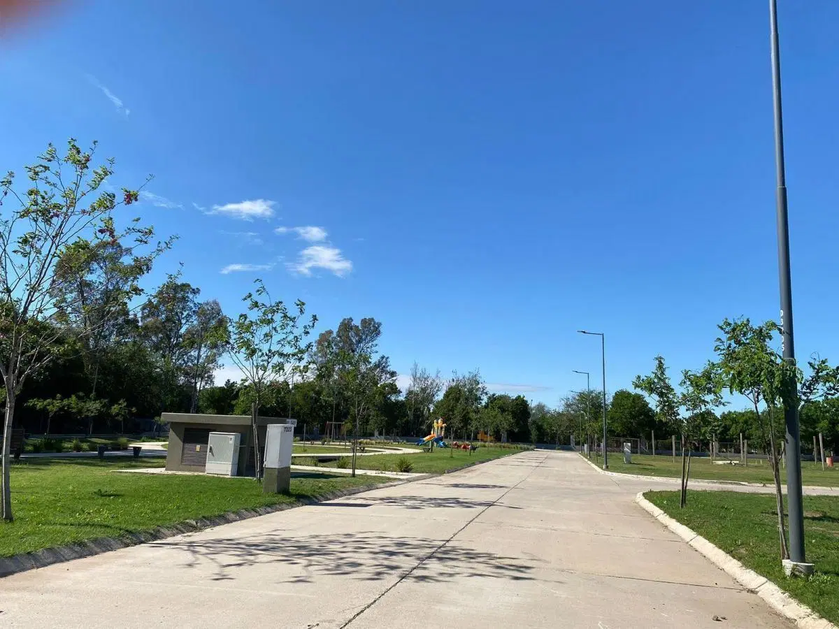 Oportunidad - Terreno Apto Duplex en Campo Chico 4