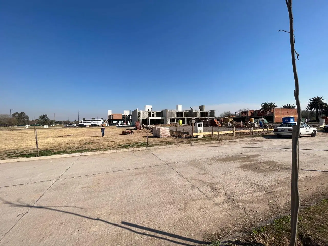 Oportunidad - Terreno Apto Duplex en Campo Chico 5