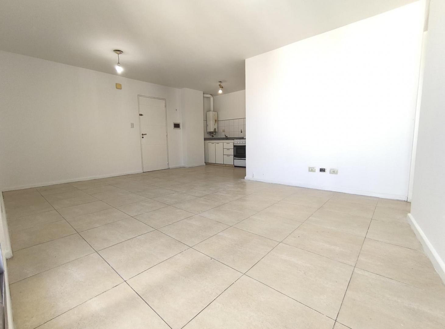 Foto de ALQUILER - DEPARTAMENTO 1 DORMITORIO - A METROS DE TRIBUNALES., imagen 1