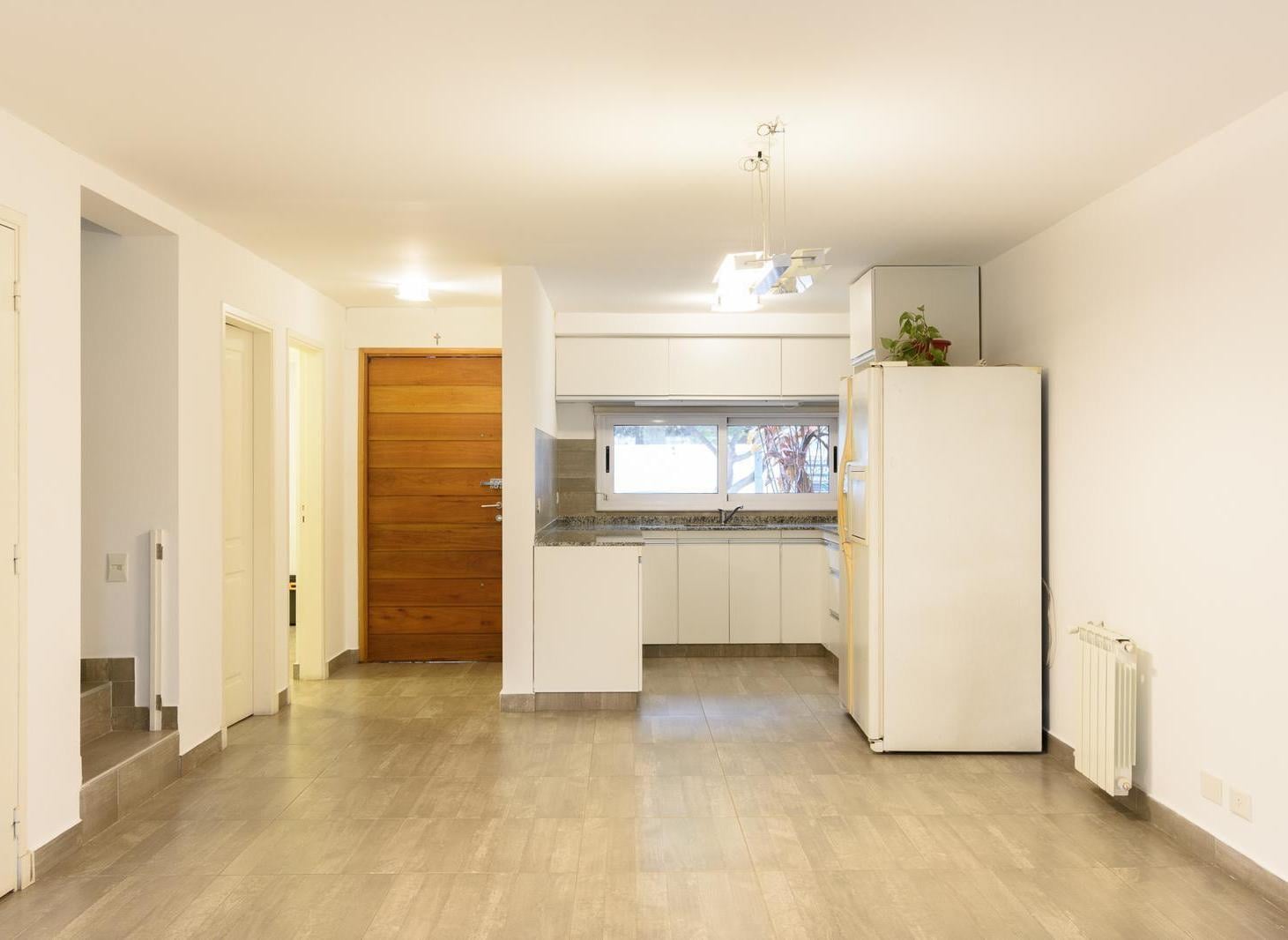 Foto de Amplio Dúplex de Categoría a la venta, imagen 2