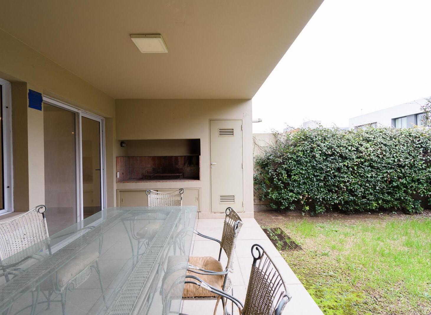 Foto de Amplio Dúplex de Categoría a la venta, imagen 5