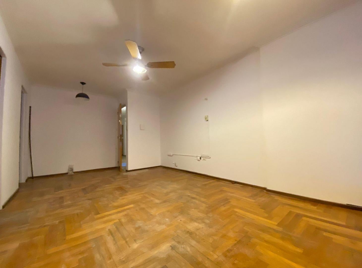 Foto de ALQUILER - DEPARTAMENTO 1 DORMITORIO CON ESCRITORIO - NUEVA CORDOBA, imagen 1