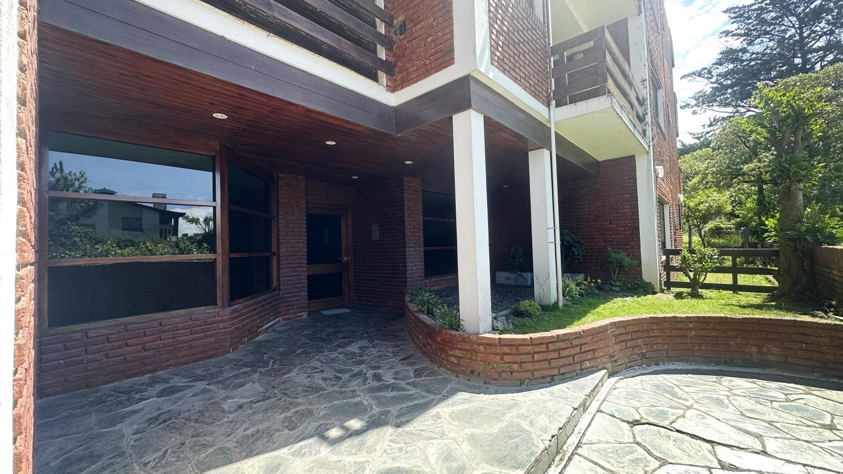 Departamento en alquiler Pinamar Zona centro Playa