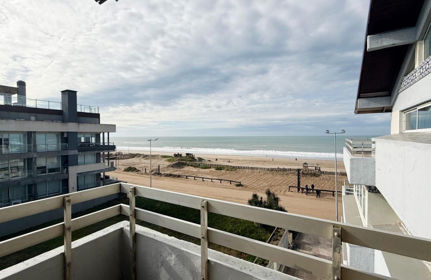 Foto de Triplex en alquiler Pinamar Centro Playa (Linea de mar Norte), imagen 3