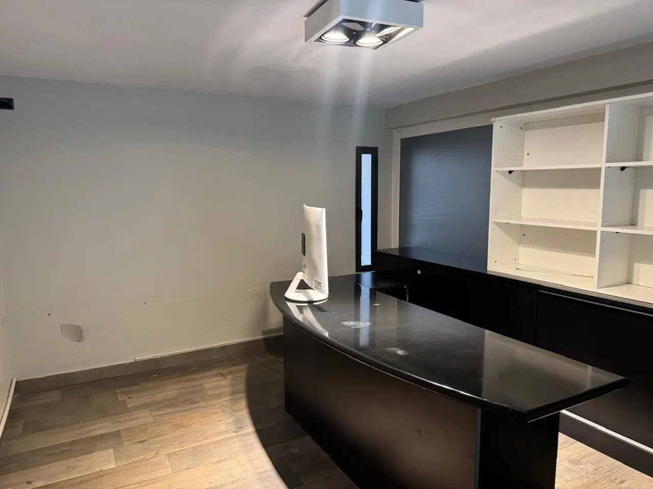 Local | Venta | Retiro 4