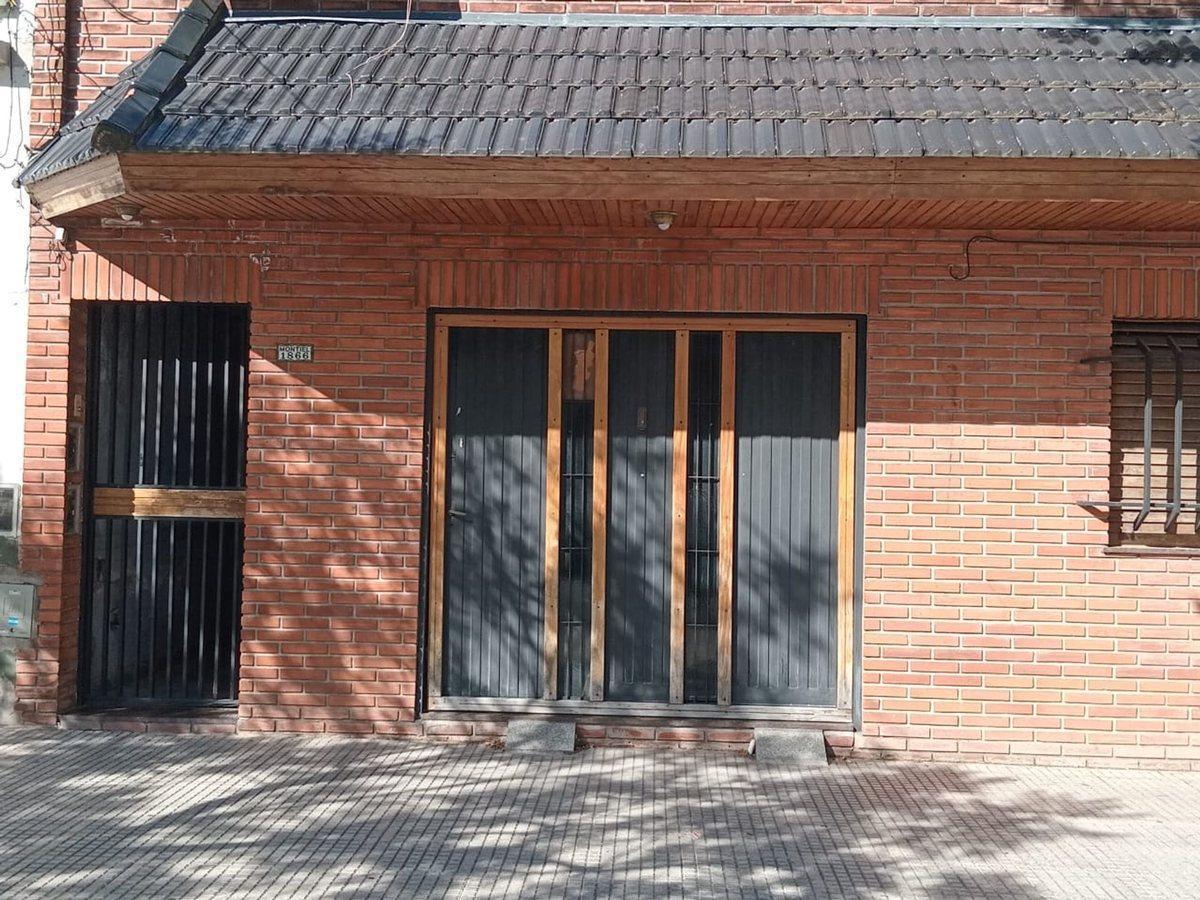 VENTA-PH-4 AMBIENTES-MATADEROS-NAON C/TERRAZA