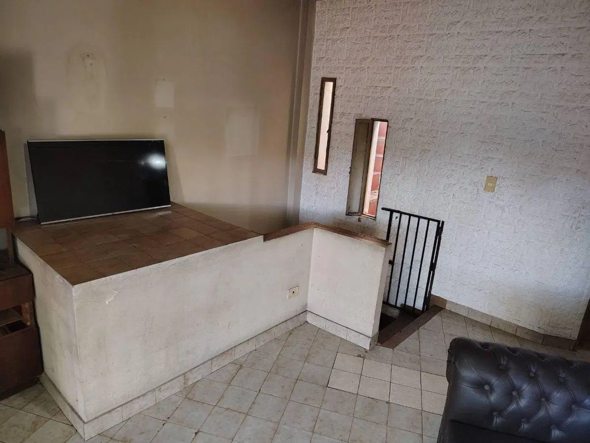VENTA-CASA 1* P.-GARAGE-A.CREDITO-PQUE AVELLANEDA 4