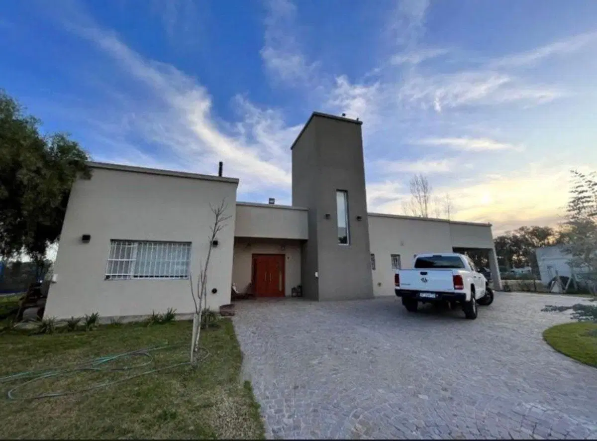 Venta Casa Comarcas de Lujan - Club Santa Ines 2
