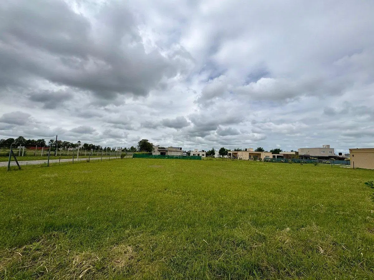 VENTA-LOTE-BARRIO CERRADO BELLEVILLE CANNING 4