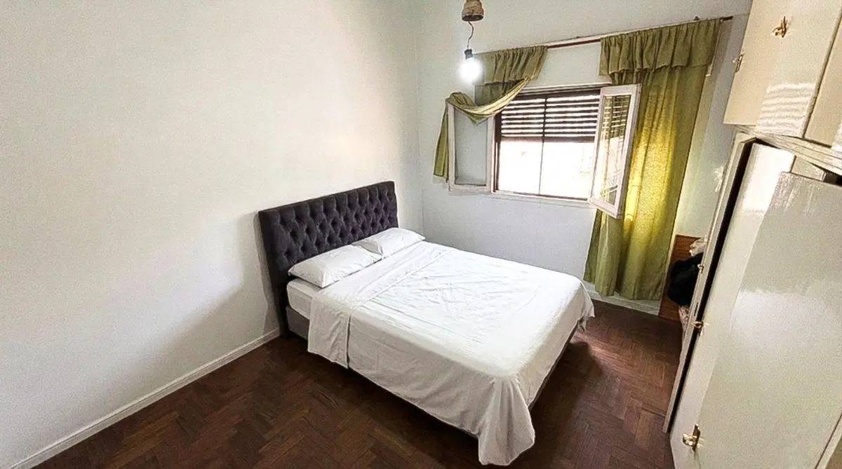 VENTA-CASA 3 AMB CON COCHERA Y PILETA-SAN JUSTO 4