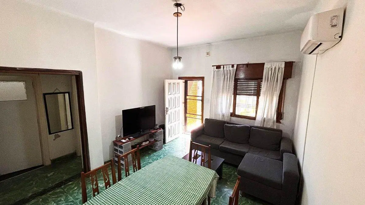 VENTA-CASA 3 AMB CON COCHERA Y PILETA-SAN JUSTO 8