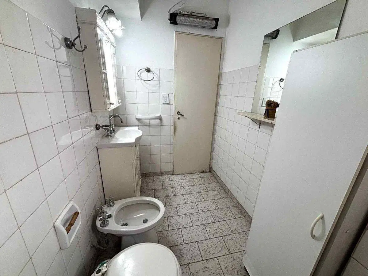VENTA-DPTO 4 AMB CON BALCON-CIUDAD MADERO 5