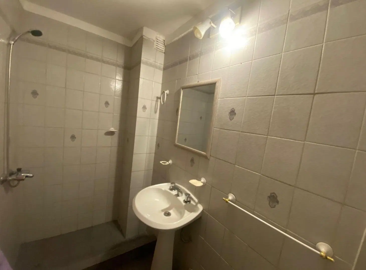 ALQUILER-MONOAMBIENTE-LINIERS-APTO PROFESIONAL 2